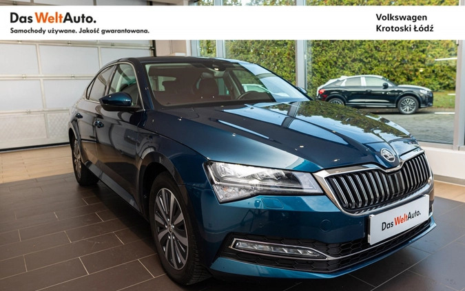 Skoda Superb cena 119900 przebieg: 18422, rok produkcji 2022 z Łódź małe 781